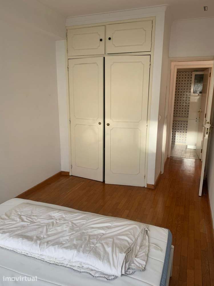 Quarto - localizado em Paço de Arcos Lisbon - Grande imagem: 3/7