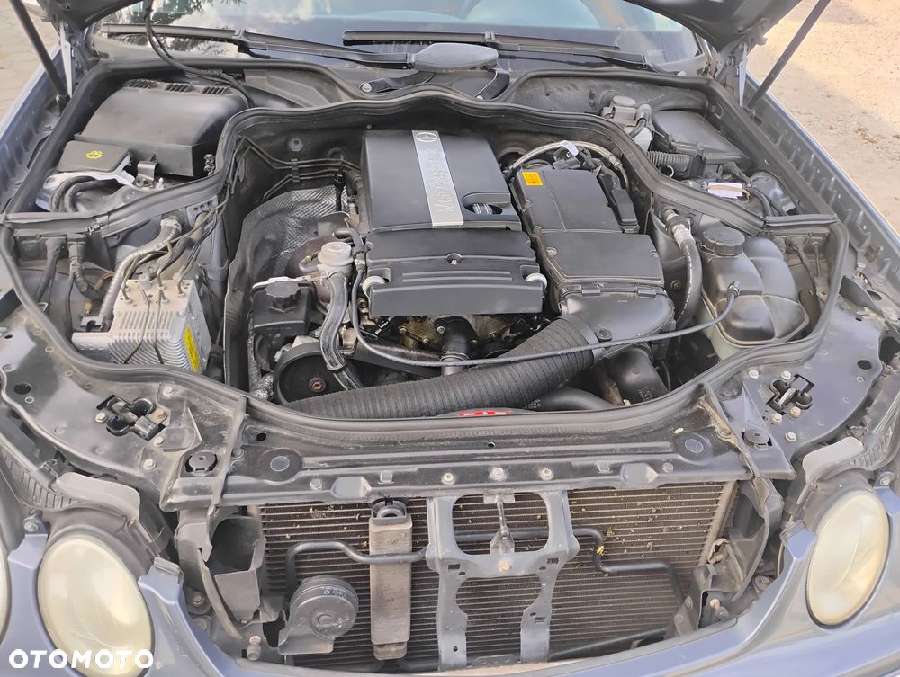 Mercedes-Benz Klasa E 200 Kompressor T Elegance - 8
