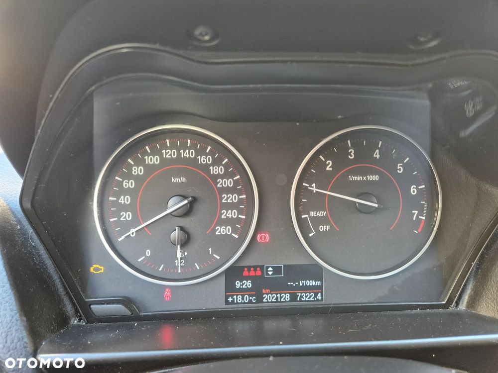 BMW Seria 1 114i - 8