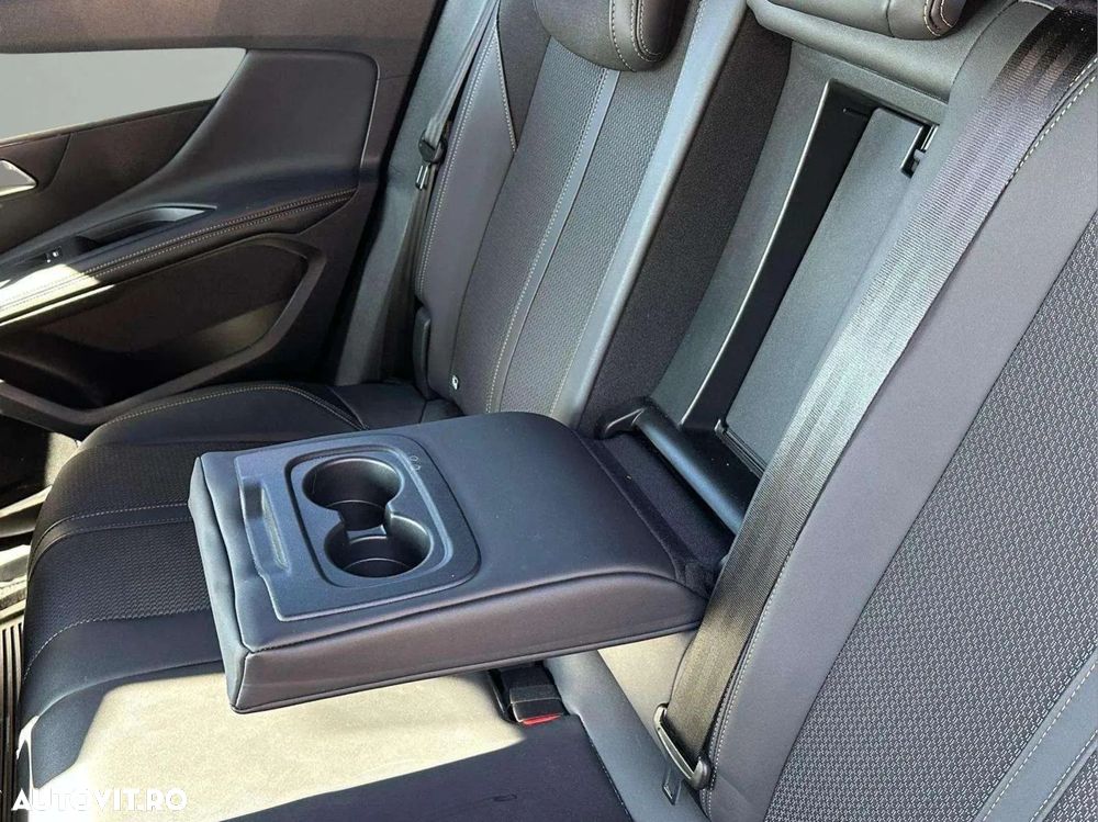 Peugeot 3008 1.5 BlueHDI S&S EAT8 GT-Line - 9