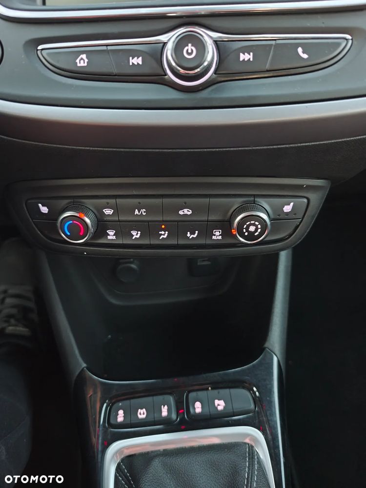 Opel Crossland X 1.2 Start/Stop Design Line - 23