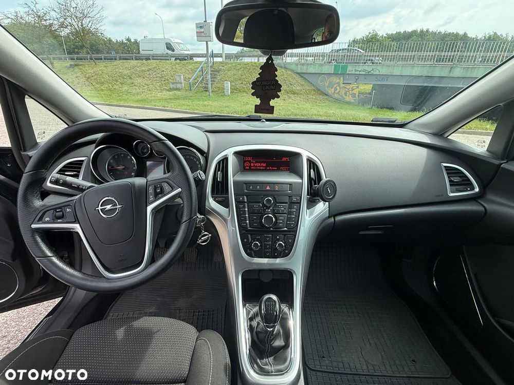 Opel Astra 1.6 T Sport - 13