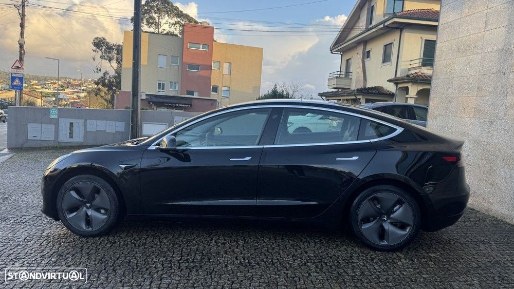 Tesla Model 3 Standard Range Plus RWD - 4