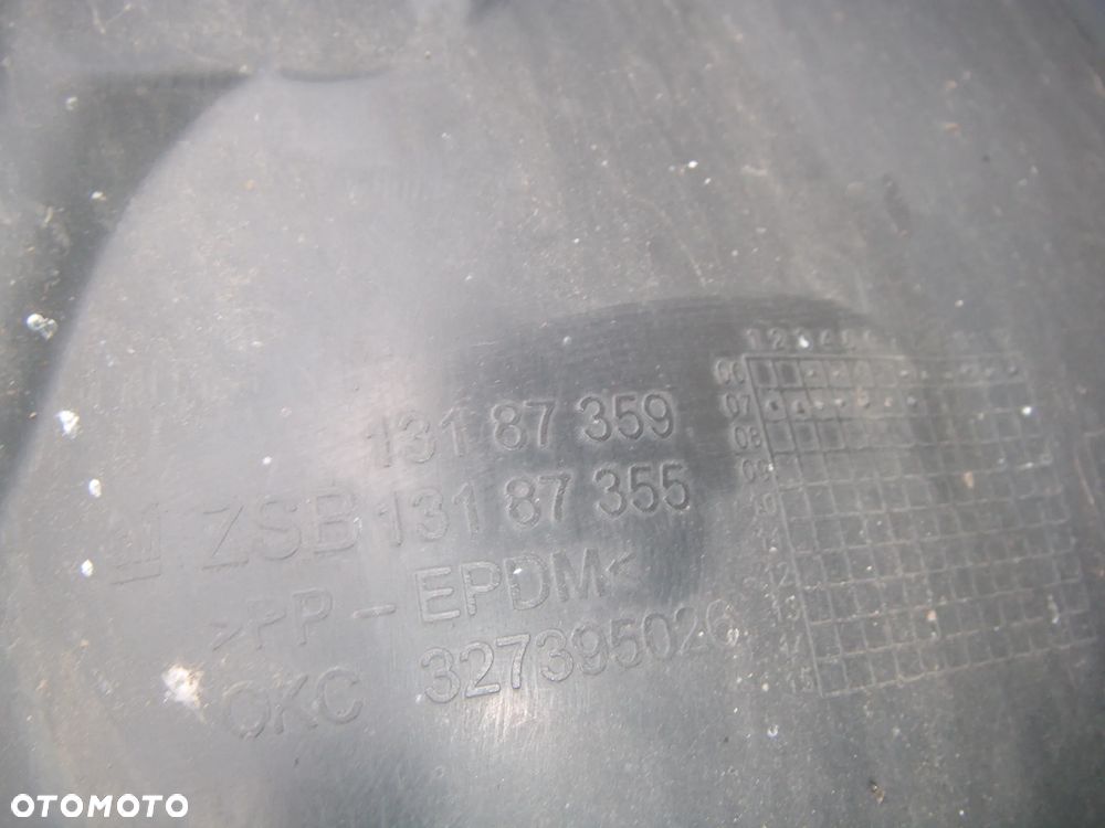 opel corsa d 08r nadkole prawy przód - 3