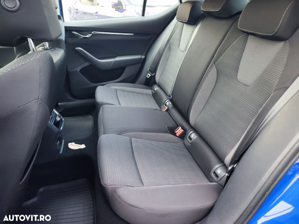 Skoda Octavia 2.0 TDI DSG Ambition - 5