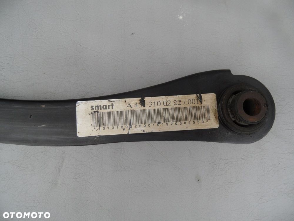 WAHACZ PRAWY LEWY TYŁ TYLNY MOCOWANIE WSPORNIK SMART FORTWO A251 451 - 2