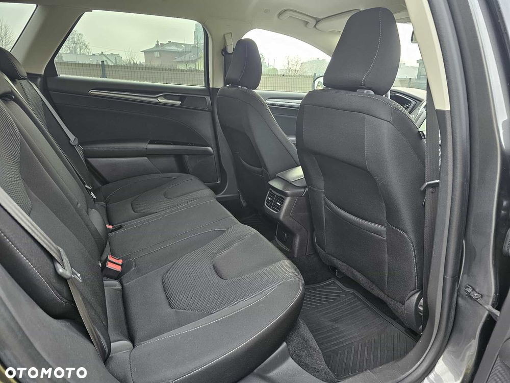 Ford Mondeo 2.0 EcoBlue Titanium - 19