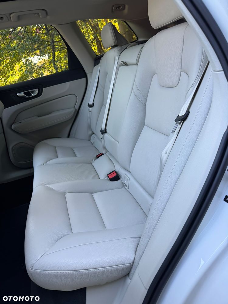Volvo XC 60 - 29