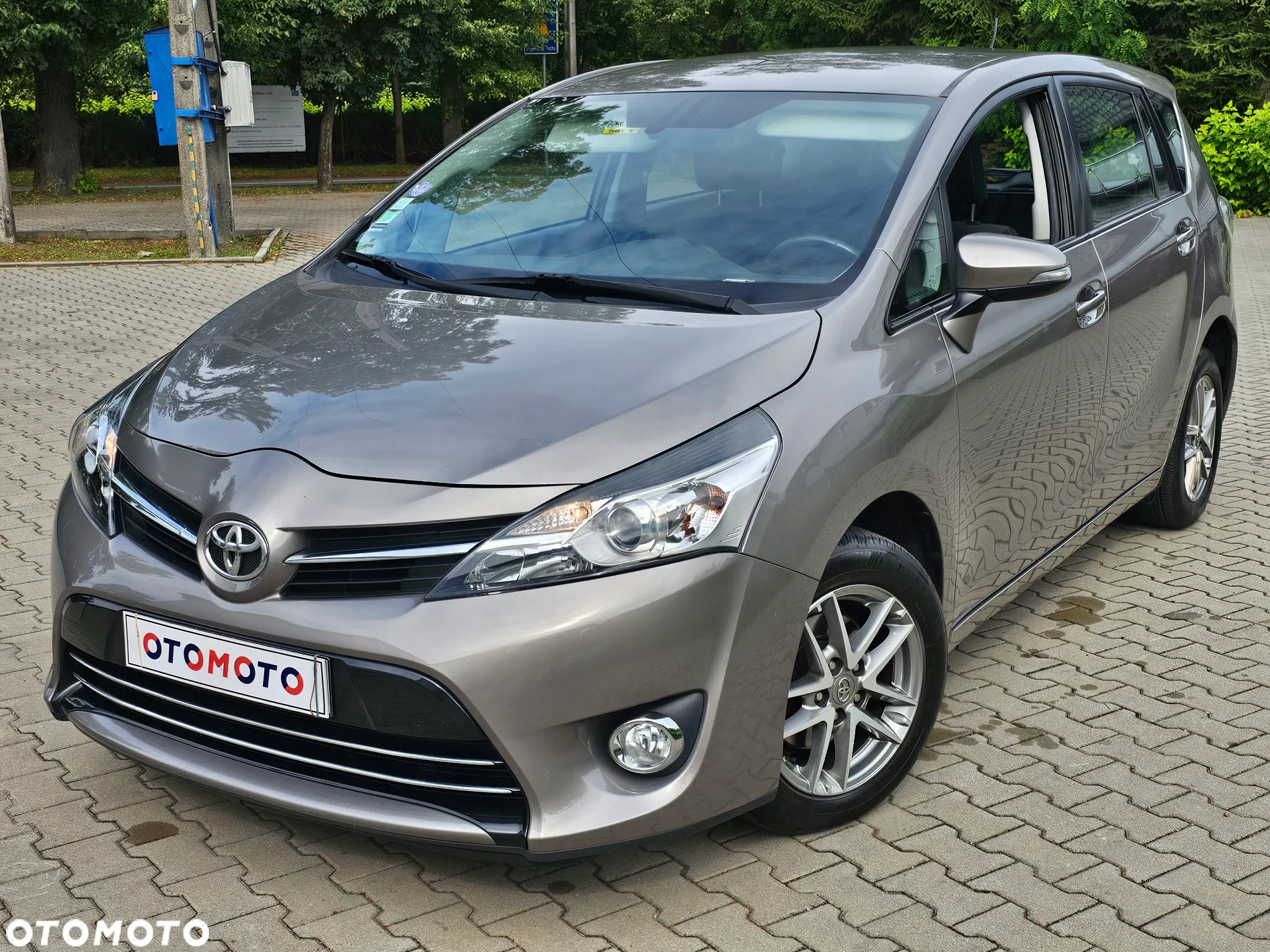 Toyota Verso 1.6 Active 7os EU6 - 2