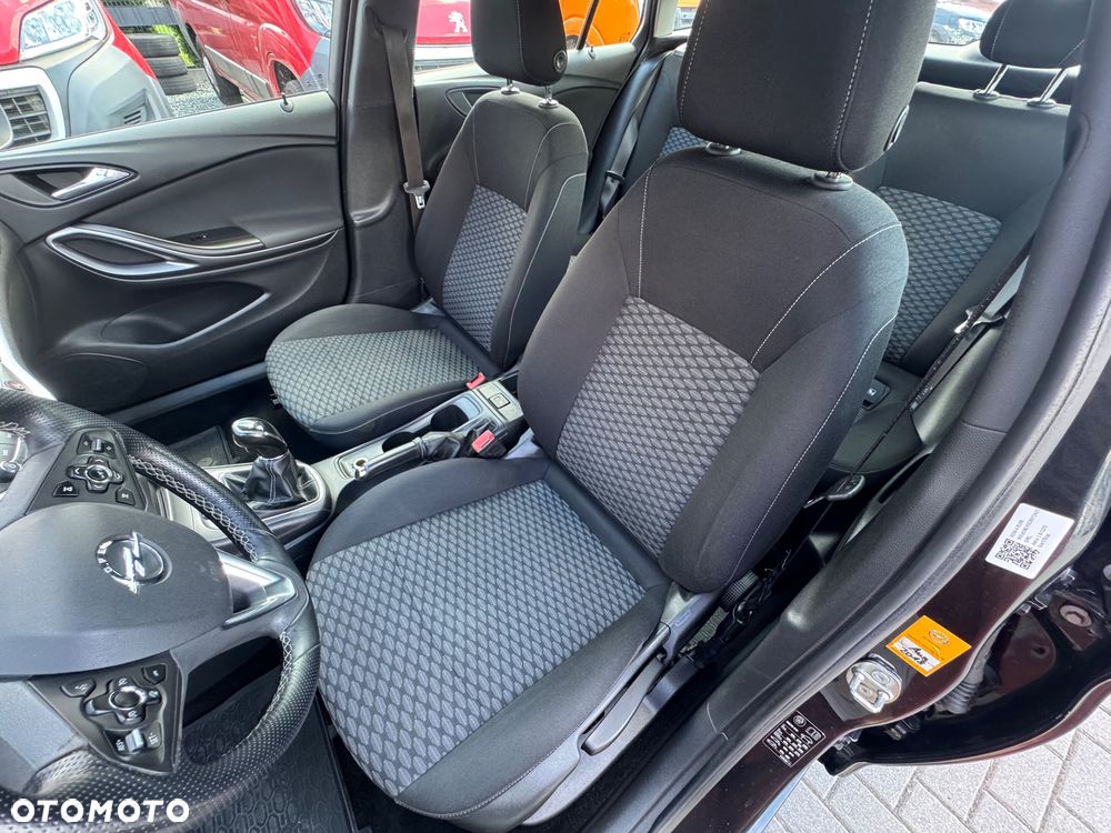 Opel Astra 1.6 CDTI Sport - 13