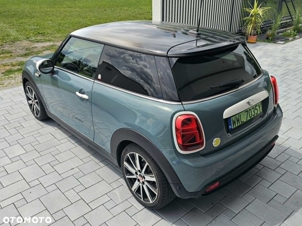 MINI Cooper SE - 11