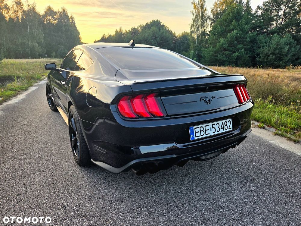 Ford Mustang 2.3 EcoBoost - 8