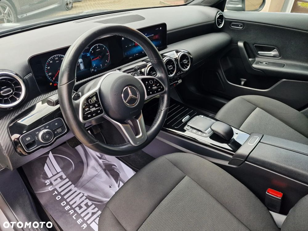 Mercedes-Benz CLA 180 d 8G-DCT Edition 2021 - 17