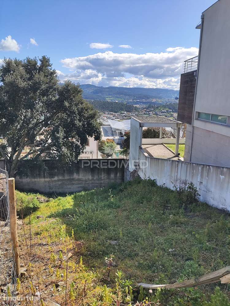 Terreno Moreira De Cônegos - Grande imagem: 2/3