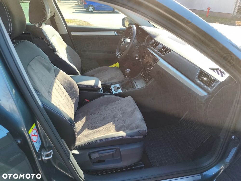 Skoda Superb ver-2-0-tdi-ambition - 12
