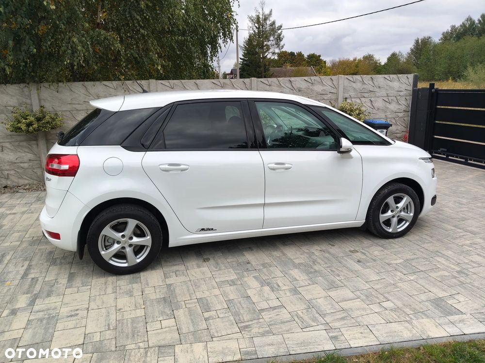 Citroën C4 Picasso BlueHDi 120 EAT6 Exclusive - 23