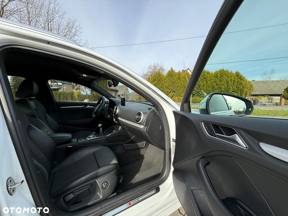 Audi A3 Sportback 1.4 TFSI cylinder on demand ultra S line Sportpaket - 24