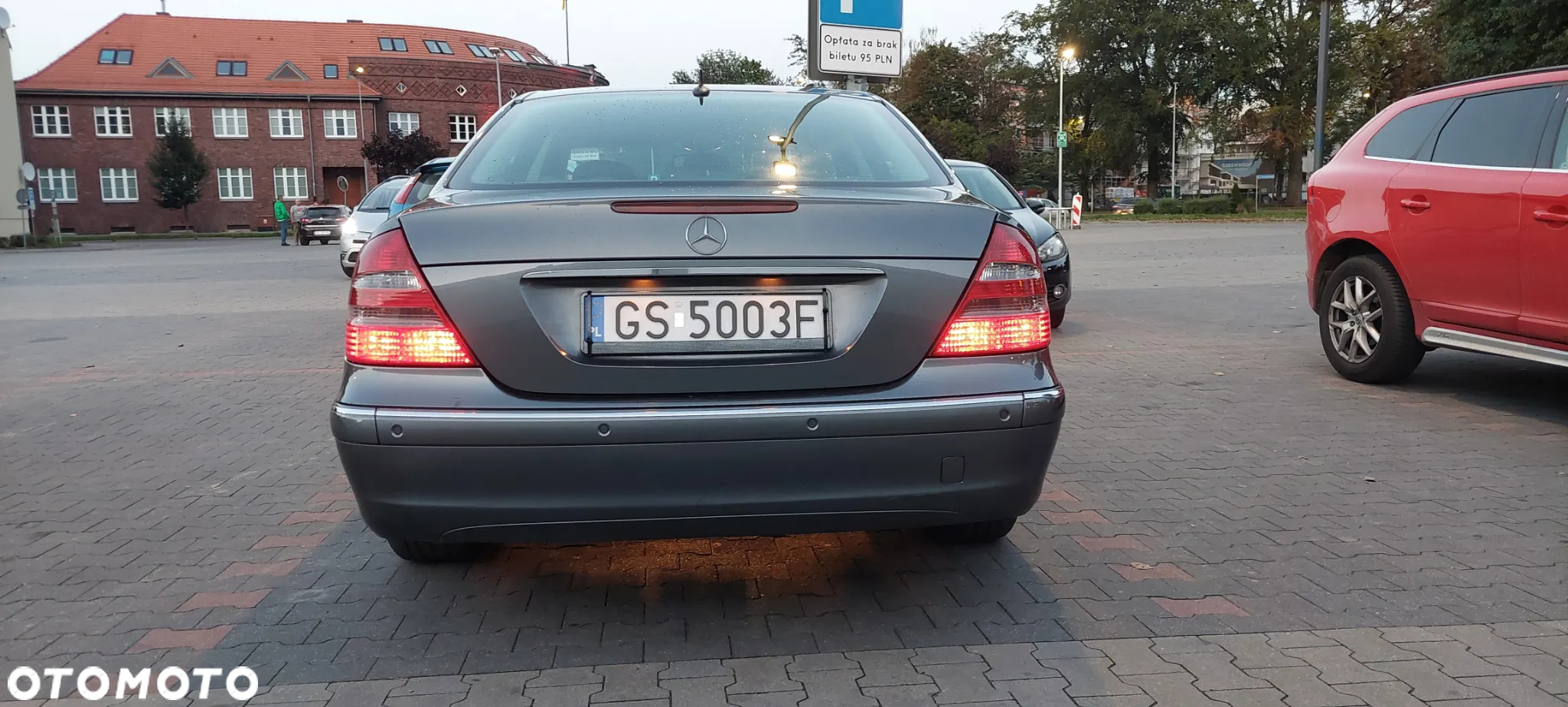 Mercedes-Benz Klasa E - 13