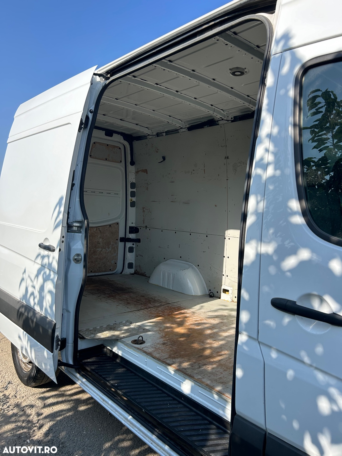 Mercedes-Benz Sprinter - 9