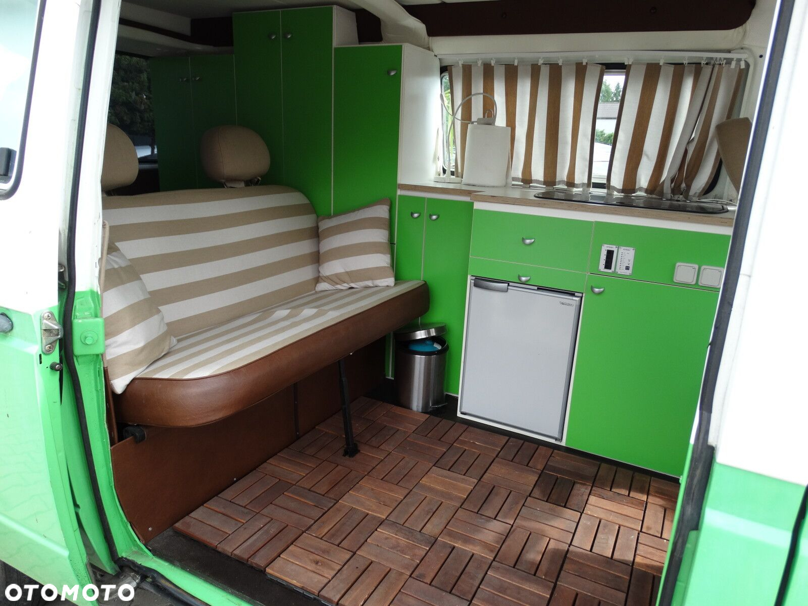 Volkswagen Transporter - 22