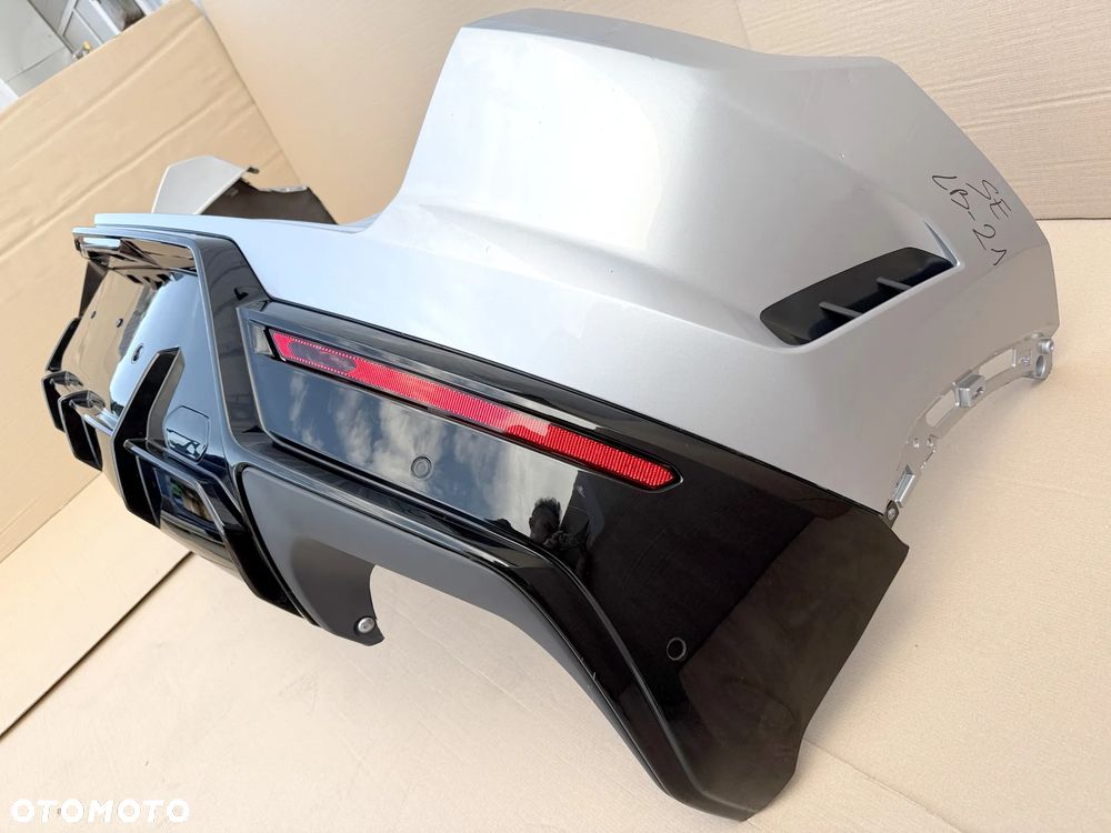 Zderzak Tylny Lamborghini URUS SE, kompletny - tył - 5