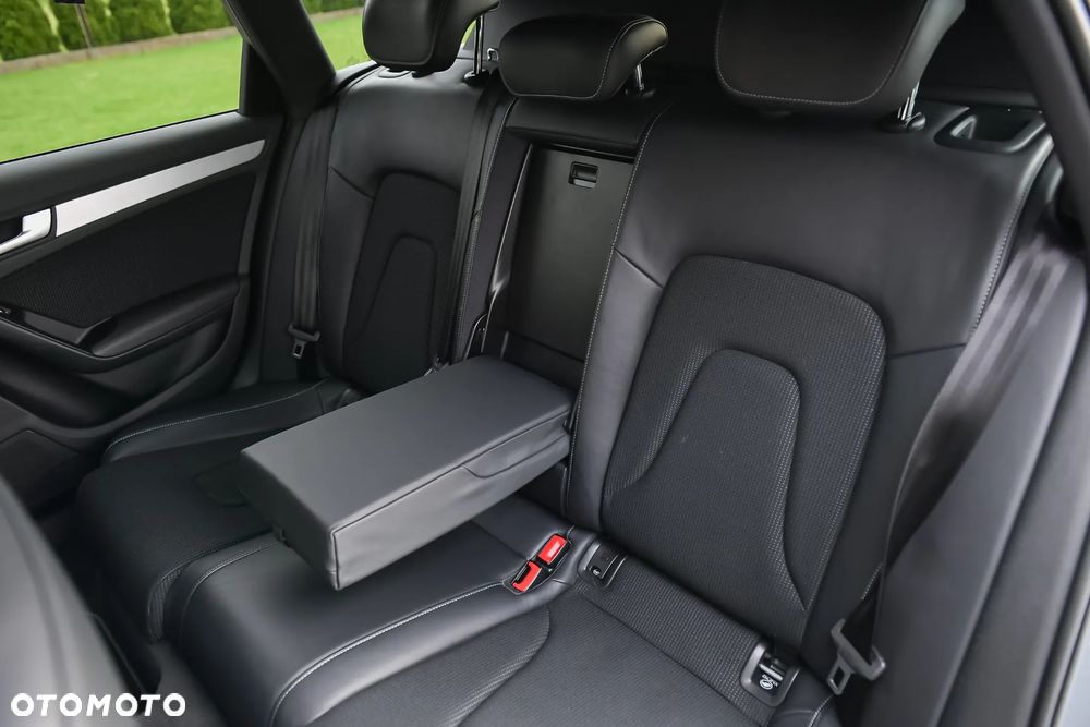 Audi A4 Avant 2.0 TDI quattro sport - 29