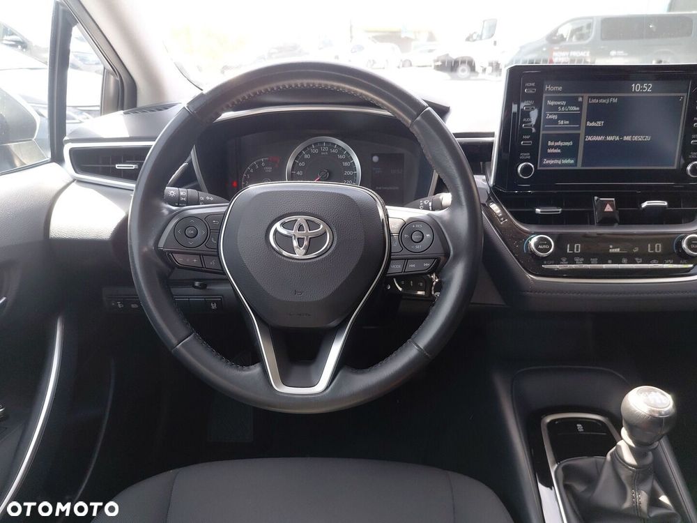 Toyota Corolla - 12