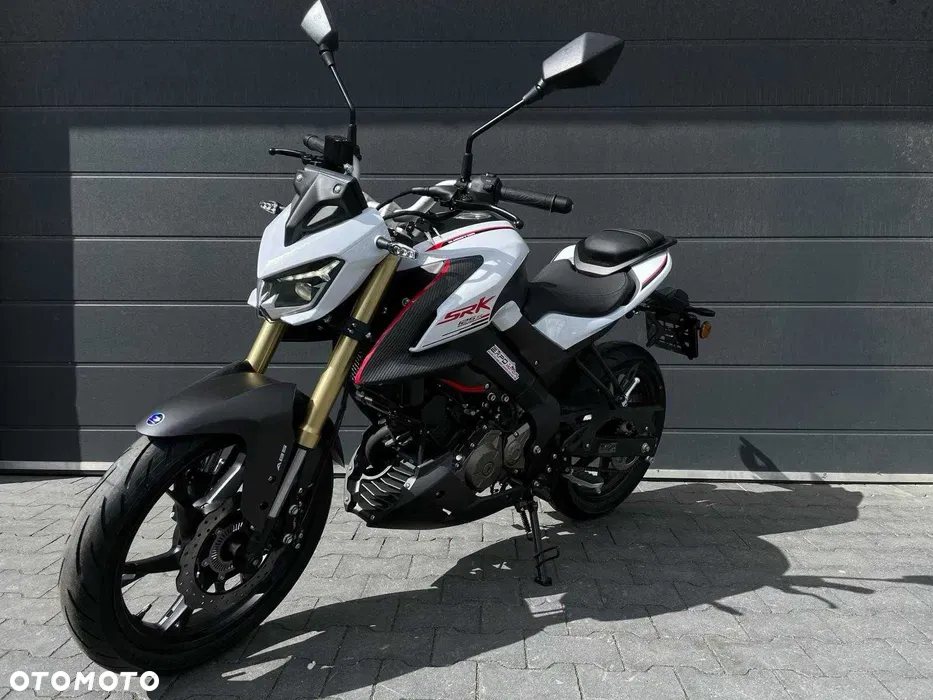 QJMOTOR SRK 125S - 2