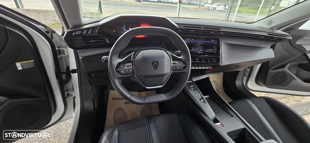 Peugeot 308 1.5 BlueHDi Allure Pack EAT8 - 19