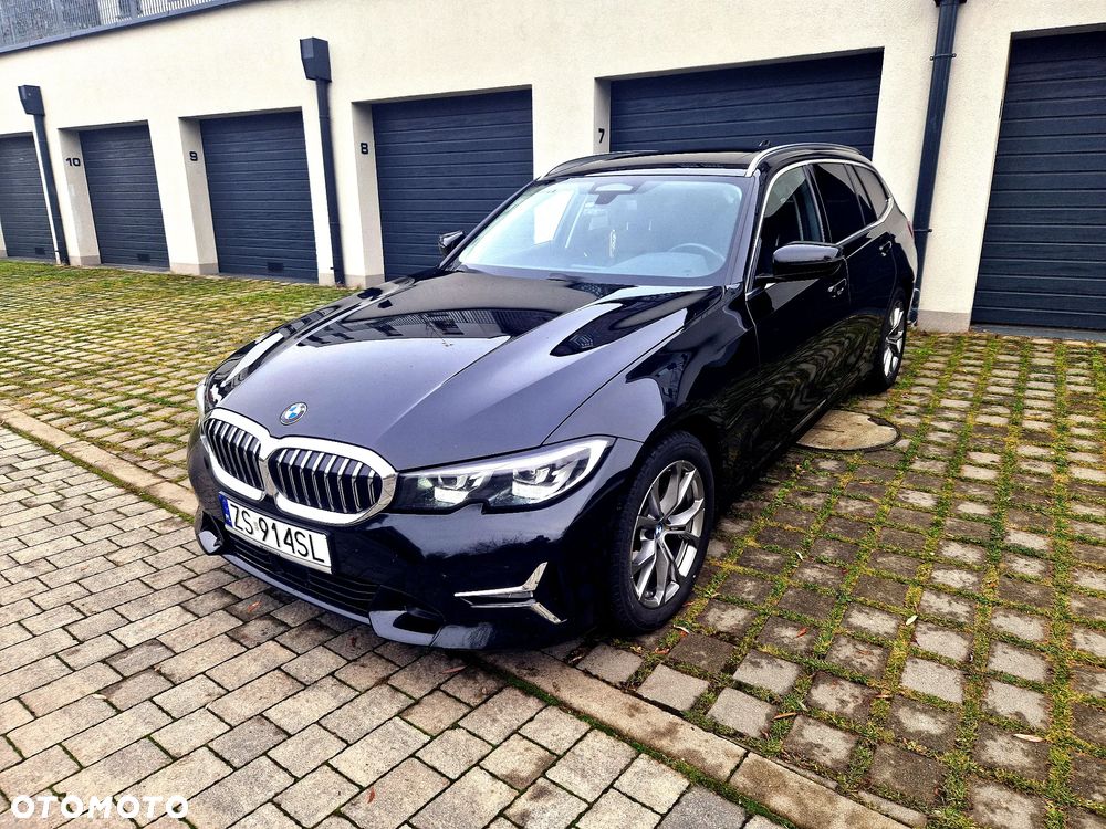 BMW Seria 3 320d xDrive Luxury Line - 2