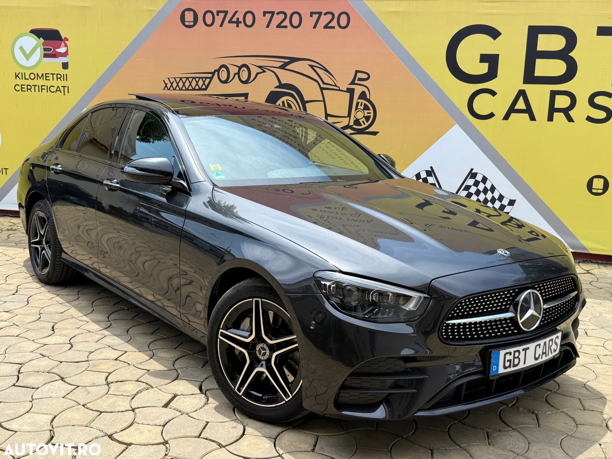 Mercedes-Benz E 300 T 9G-TRONIC AMG Line - 1