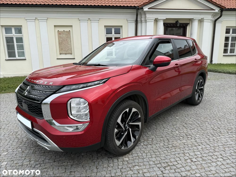 Mitsubishi Outlander - 3
