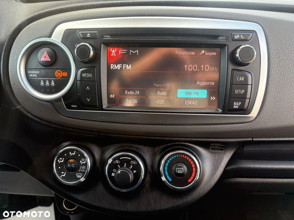 Toyota Yaris 1.33 VVT-i Lounge - 21