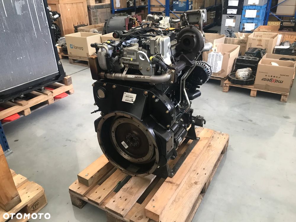 SILNIK JCB 444 TA4-93 23500netto - 3