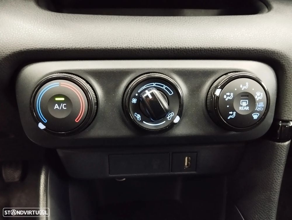 Toyota Yaris 1.0 VVT-i Comfort - 26