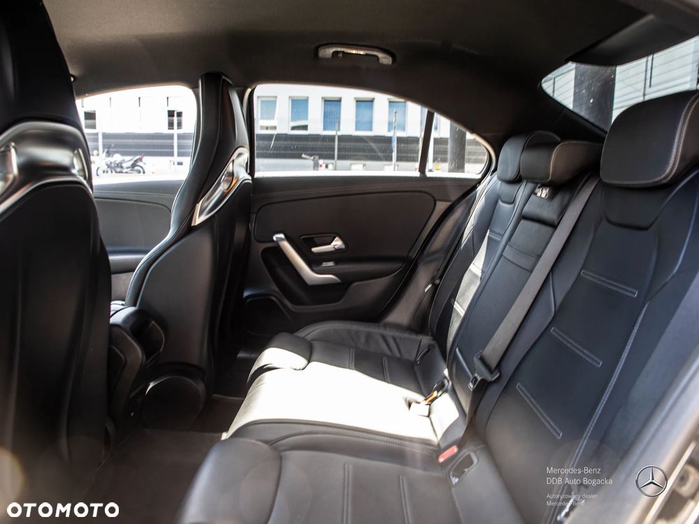 Mercedes-Benz Klasa A 35 AMG 4-Matic 8G-DCT - 15