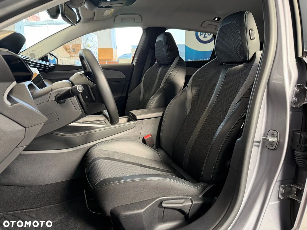 Peugeot 308 1.2 PureTech Allure S&S EAT8 - 9