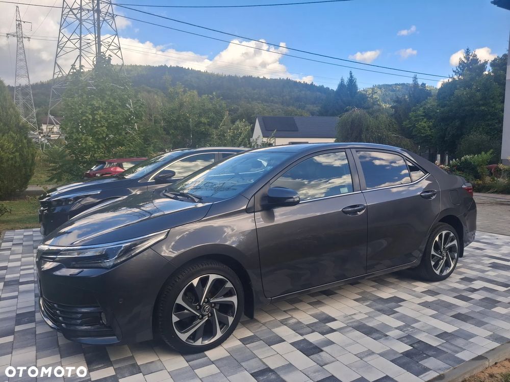 Toyota Corolla 1.6 Prestige - 1