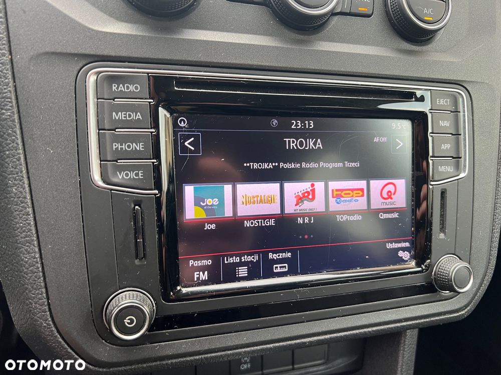 Volkswagen Caddy Maxi 2.0 TDI Comfortline DSG - 22