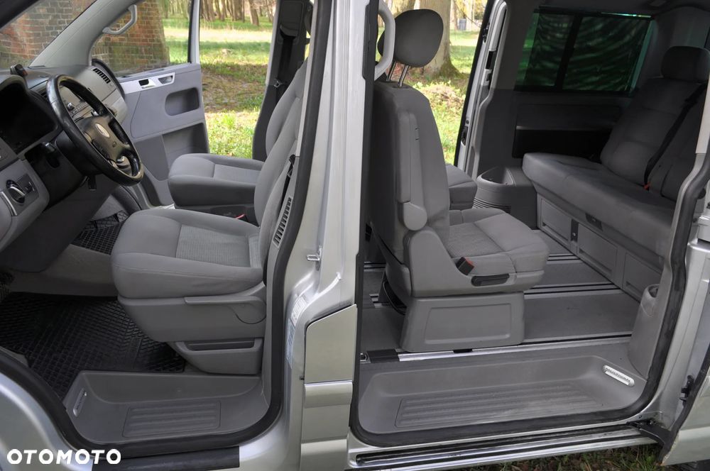 Volkswagen Multivan - 3