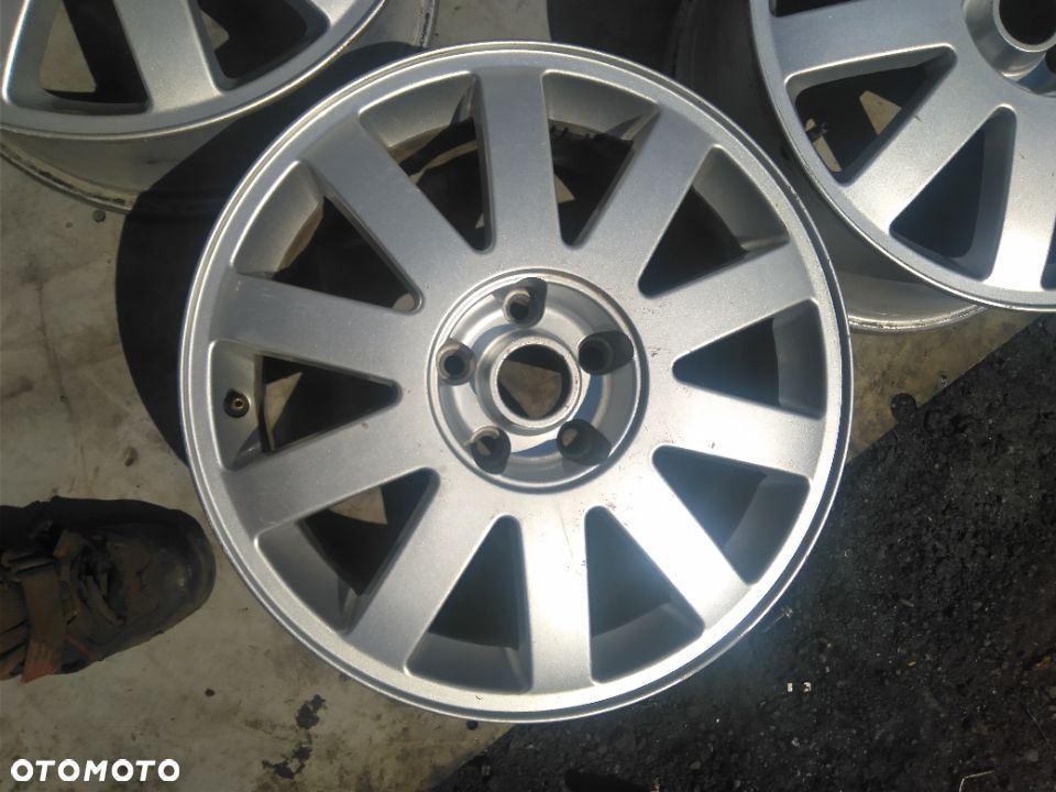 Felgi A8 17J ET39 5x112 - 5