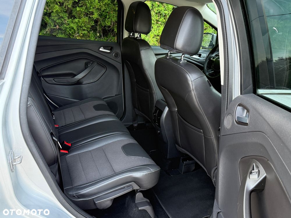 Ford Kuga - 8