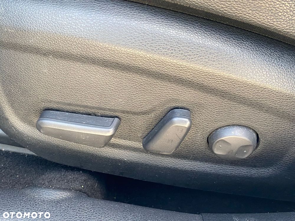 Kia XCeed 1.5 T-GDI L Business Line DCT - 28