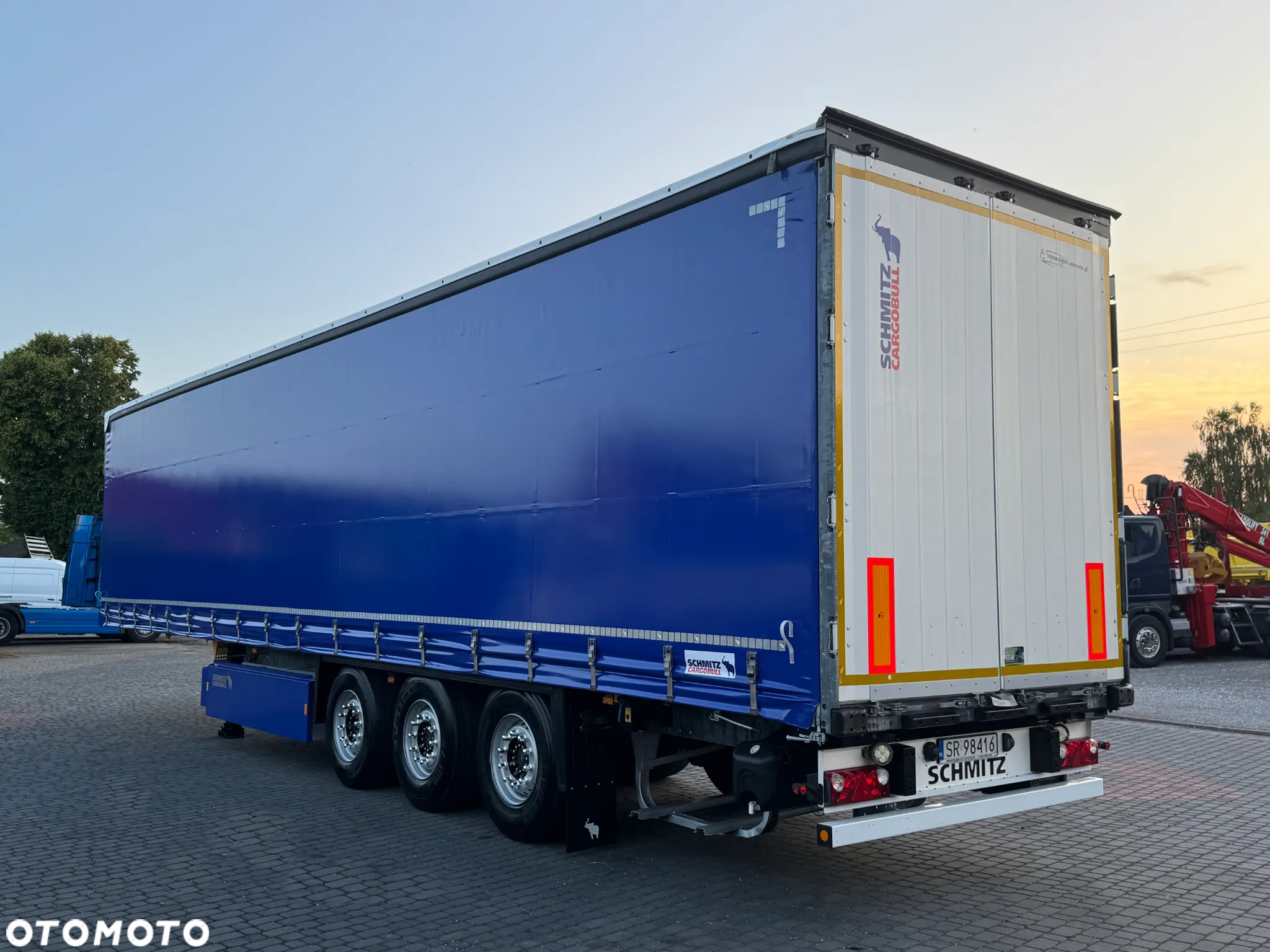 Schmitz Cargobull DACH PODNOSZONY/PALECIARA/STANDARD - 11