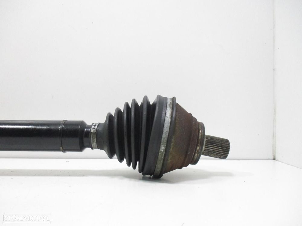 TRANSMISSÃO FRONTAL DIREITA VOLKSWAGEN CADDY III BREAK FAMILIAR 2006 - - 2