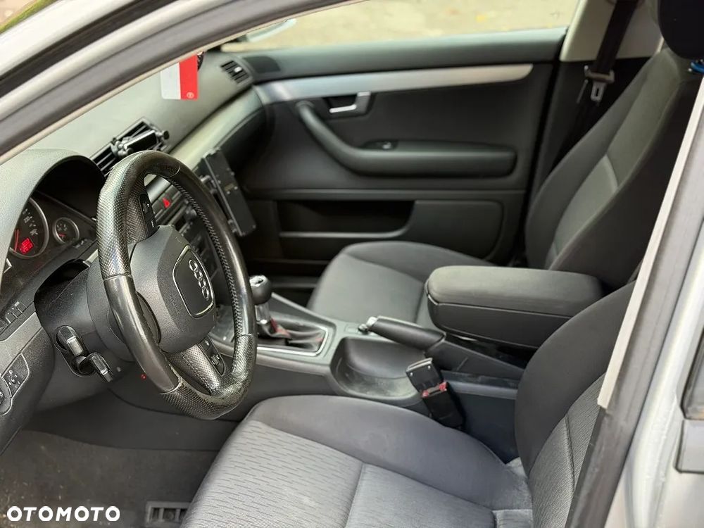 Audi A4 Avant - 8