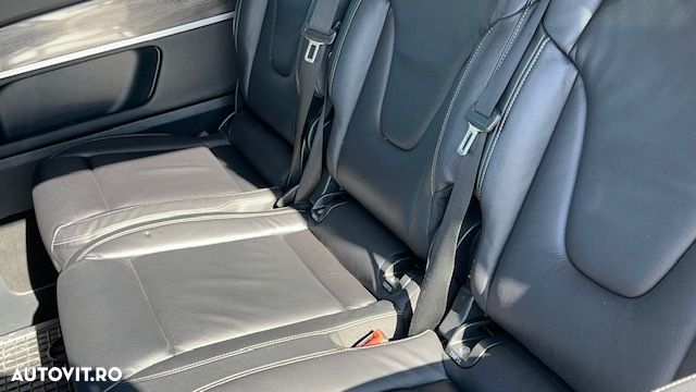 Mercedes-Benz V 220 d Extralang 9G-TRONIC Avantgarde Edition Edition 19 - 22