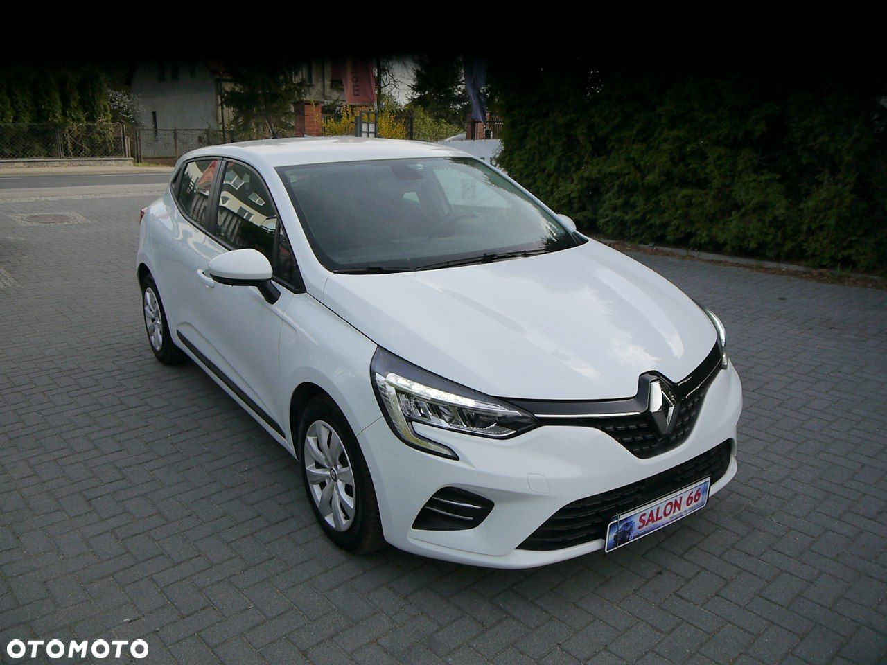 Renault Clio BLUE dCi 85 EXPERIENCE - 9