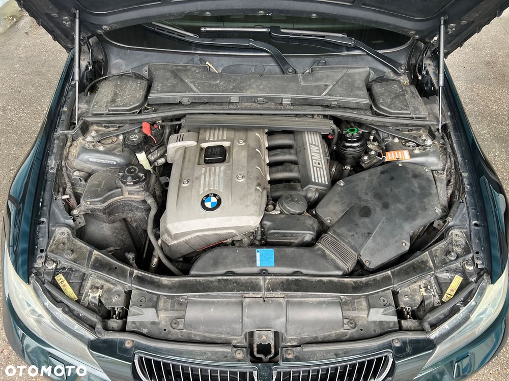 BMW Seria 3 - 25
