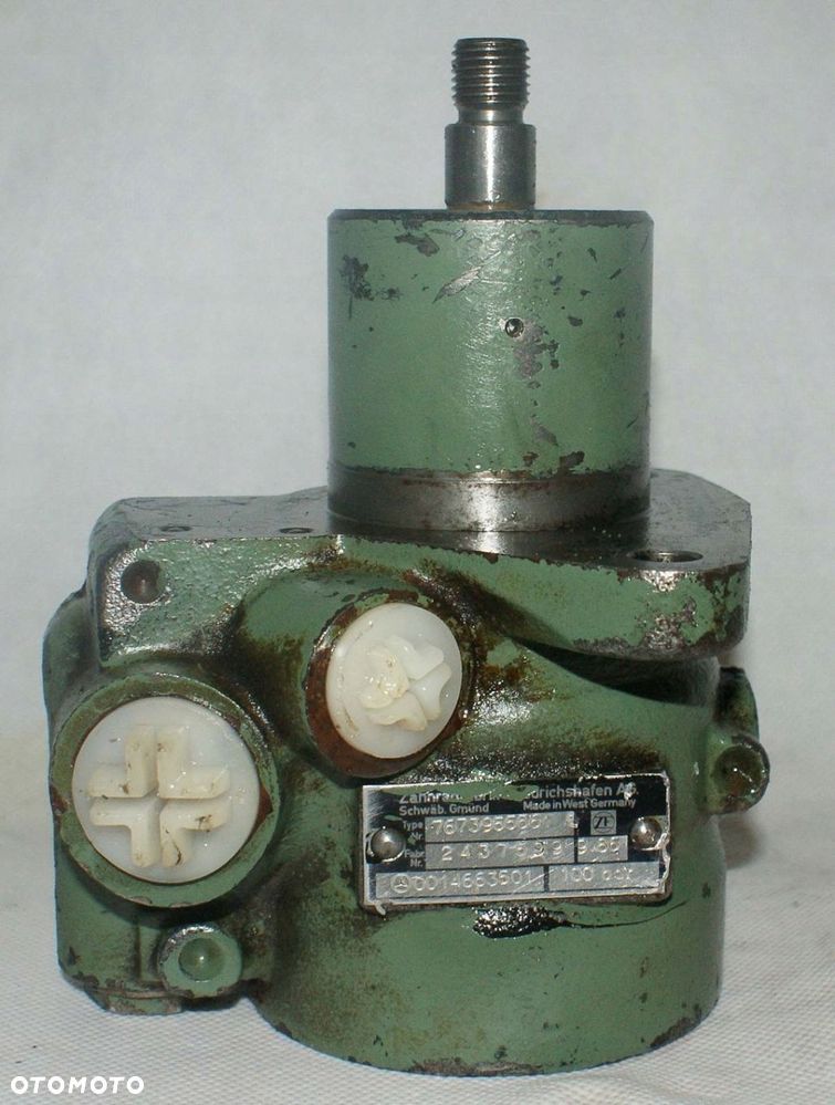 POMPA WSPOMAGANIA MERECEDES T2 001 466 35 01 - 3
